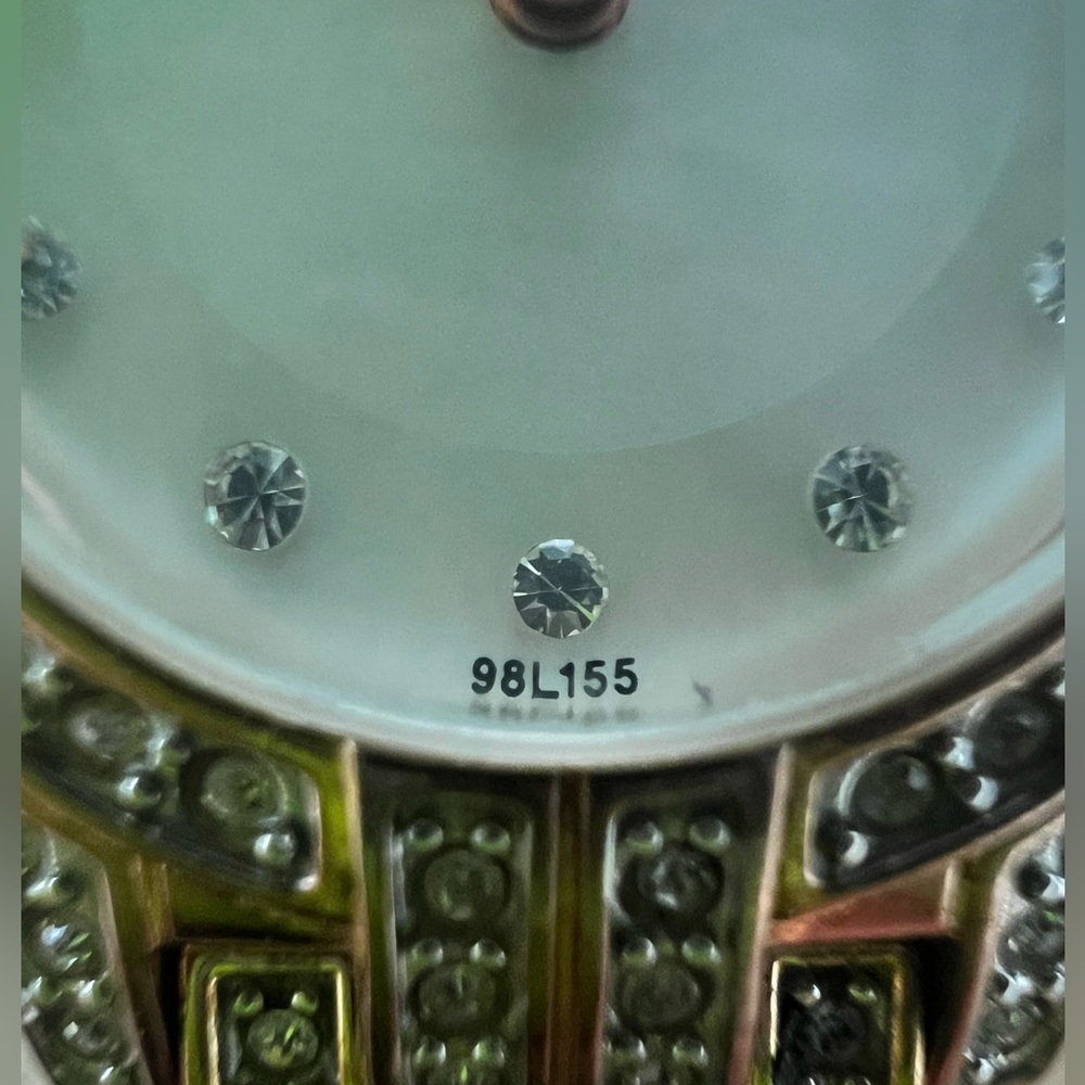 Bulova ladies rose gold tone crystal studded dress watch NEW BATTERY - Picture 8 of 11